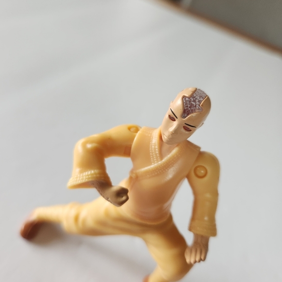 McDonalds Happy Meal Avatar The Last Airbender Aang Figure Toy 2010 Ligh… - Picture 2 of 6